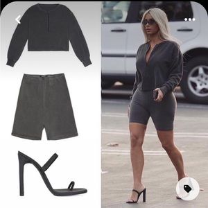 NWT Yeezy Season 6 Minimal Slides as seen on Kim K size 38.5
